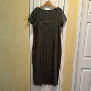 Old Navy Olive Green Women's Sheath Dress, can be dressed up or down.